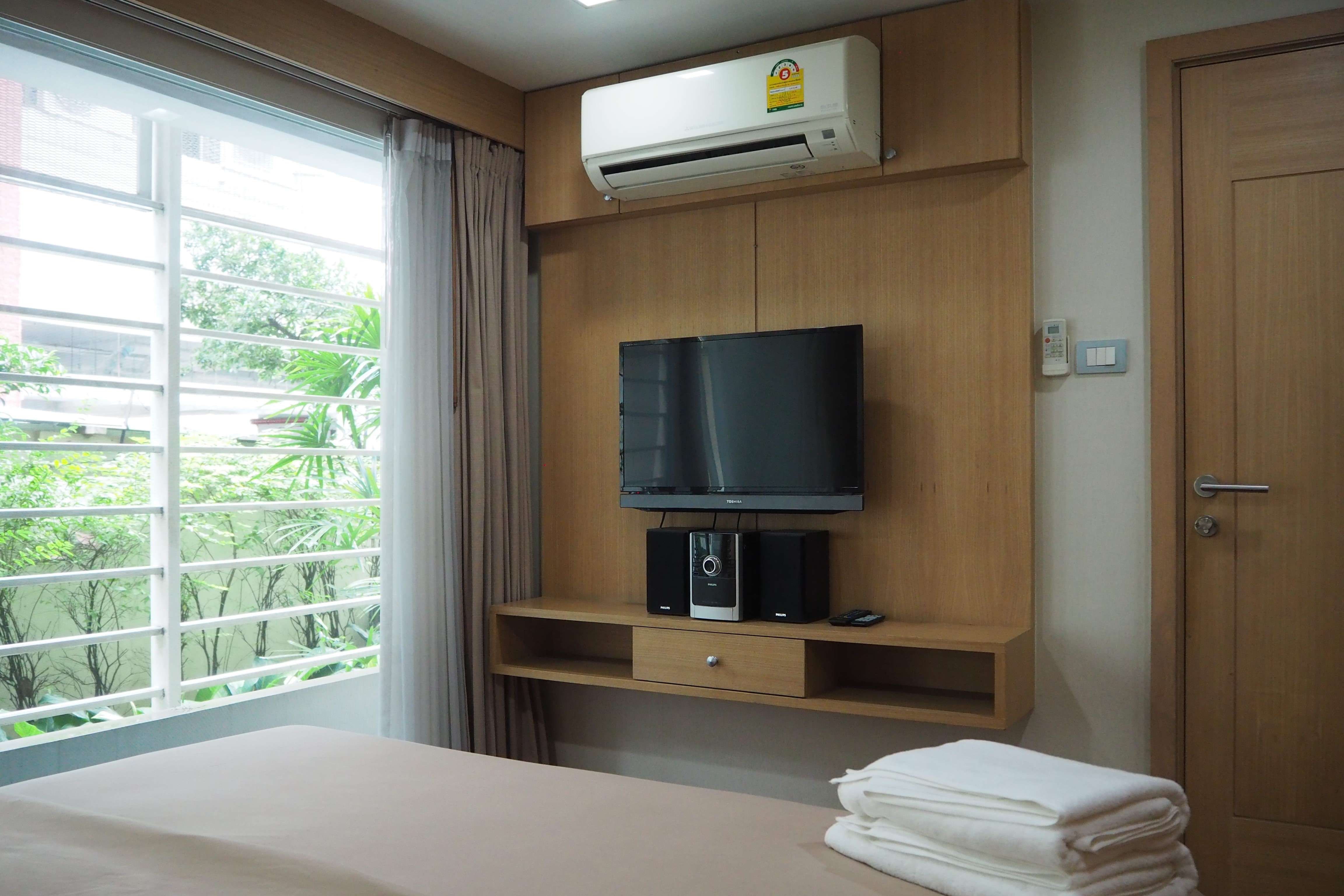 Serenita Residence One-Bedroom TV